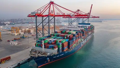 وزير النقل يكشف أسباب عدم تأثر مشاريع الموانئ بأزمة سعر الصرف