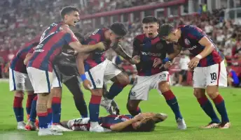 سان لورينزو ينفرد بصدارة الدوري الأرجنتيني