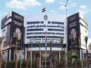 رئيس هيئة الاستثمار: السعودية أكبر مستثمر في مصر.. ودول الخليج تخشى تراجع سعر الصرف
