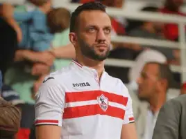 أمير مرتضى يعقد جلسة مع لاعبي الزمالك بعد الثلاثية ضد الترجي