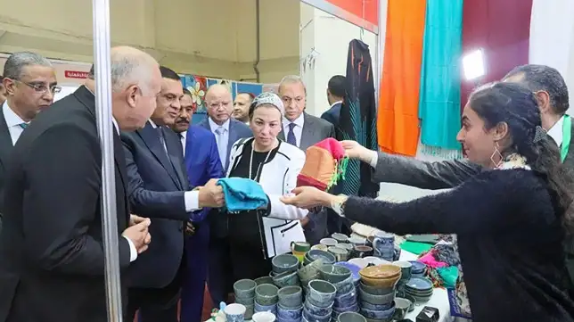 وزيرة البيئة تشارك في افتتاح معرض أيادي مصر للمنتجات اليدوية والتراثية