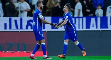 الهلال يهزم التعاون ويقتحم المربع الذهبي للدوري السعودي