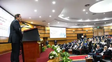 الملا: القطاع البترولي يشهد حاليا وجود سيدات قائدات متميزات