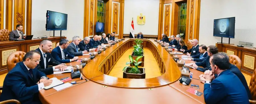 الرئيس السيسي يؤكد ترحيب مصر بالمسئولين والشركات الإيطالية