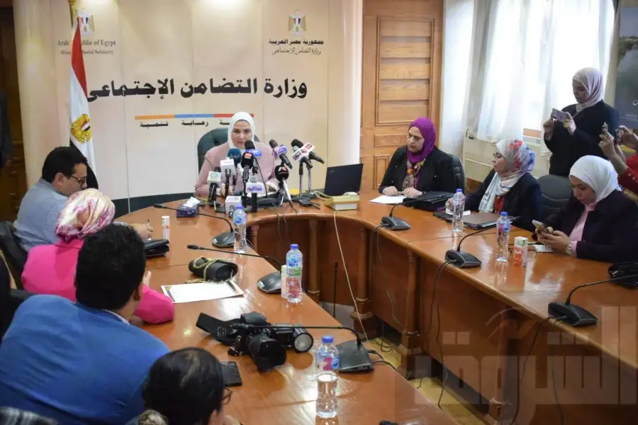 التضامن: عمر السيدات المتقدمات لمسابقة الأم المثالية يجب ألا يقل عن 50 عاما