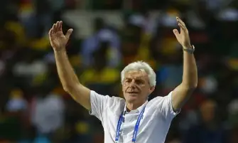 مدرب منتخب جنوب أفريقيا ينتقد الكاف بسبب المغرب!