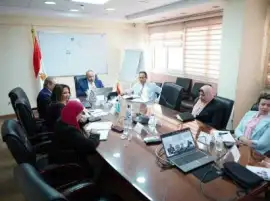 نائب وزيرة التخطيط يناقش الخطة الاستثمارية لوزارة الاتصالات لعام 23/2024