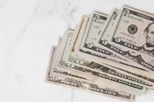 سعر الدولار اليوم الأحد 26-3-2023 ببداية التعاملات في البنوك المصرية