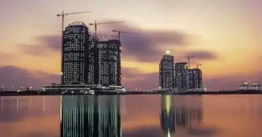 الإسكان: طرح محال تجارية بمركز مارينا العلمين السياحي بالمزاد العلني