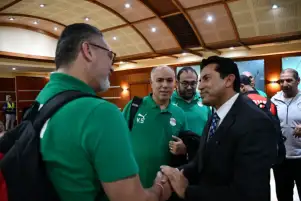 وزير الرياضة يستقبل المنتخب الأوليمبى بمطار القاهرة بعد التأهل إلى كأس الأمم الإفريقية