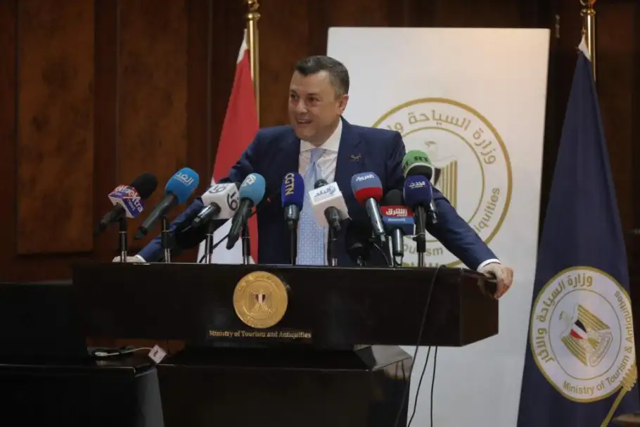 وزير السياحة: 30% نموا في أعداد السائحين الوافدين لمصر خلال يناير وفبراير الماضيين