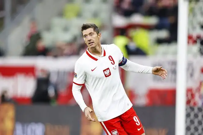 بولندا تهزم ألبانيا ومولدوفا تعرقل التشيك في تصفيات يورو 2024