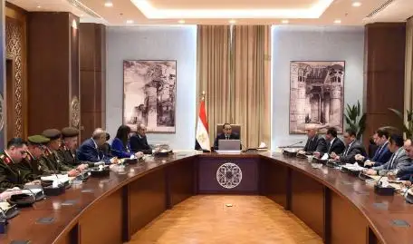 رئيس الوزراء يتابع الموقف التنفيذي لانتقال الحكومة للعمل بالعاصمة الإدارية الجديدة