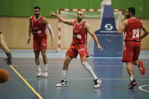 الأهلي يهزم الاتصالات ويتأهل لنصف نهائي دوري سوبر السلة