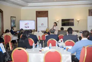 تعاون بين اتحادات التمويل الاستهلاكي والتأمين والتخصيم لخدمة الأنشطة المالية غير المصرفية