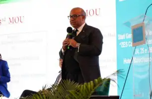 عشماوي ورئيس جهاز تنمية التجار الداخلية يستعرض الفرص التجارية الاستثمارية في مصر