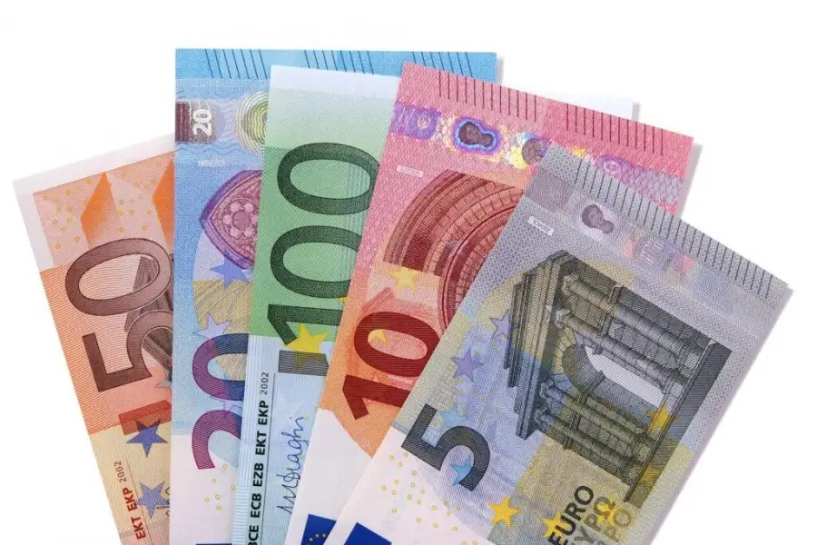 سعر اليورو اليوم الخميس 20-4-2023 أمام الجنيه المصري