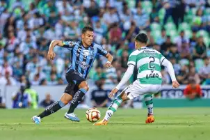 كويريتارو يهزم سانتوس لاجونا بثنائية في الدوري المكسيكي