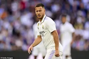 ريال مدريد يعرض هازارد للبيع مجانا