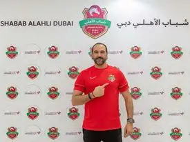 حسين زكي مدربا ليد شباب الإماراتي حتى نهاية الموسم
