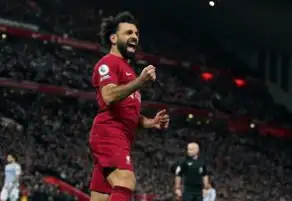 لاعب السيتي السابق: صلاح كان يحلم دائمًا بأن يصبح أسطورة ليفربول