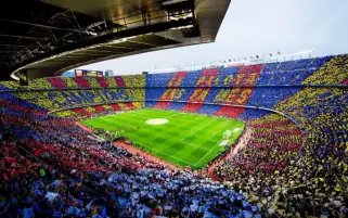 برشلونة يحصل على تمويل بحوالي 5ر1 مليار يورو لتجديد ملعب كامب نو
