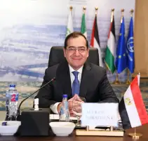 البترول تستهدف الوصول إلى 1000 محطة لتموين السيارات بالغاز الطبيعي