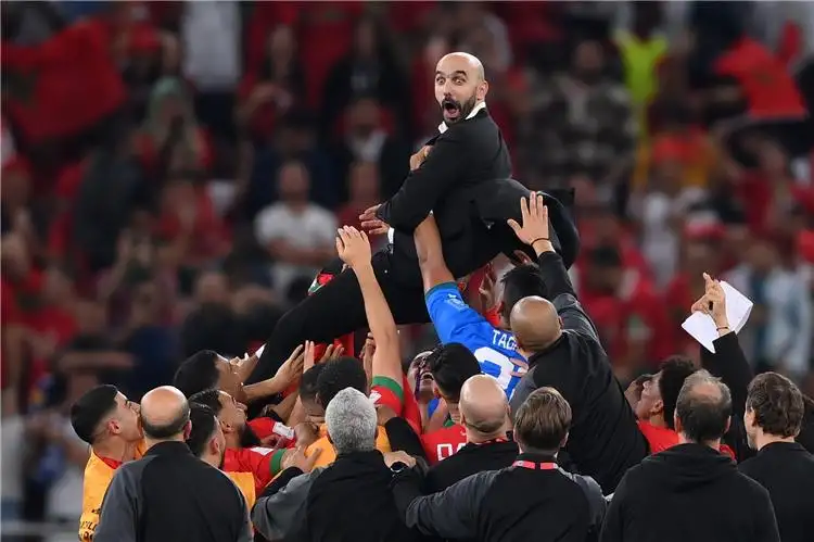 الركراكي: أخطط لأكون أول مدرب عربي مسلم في الدوري الإنجليزي