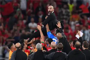 الركراكي: أخطط لأكون أول مدرب عربي مسلم في الدوري الإنجليزي