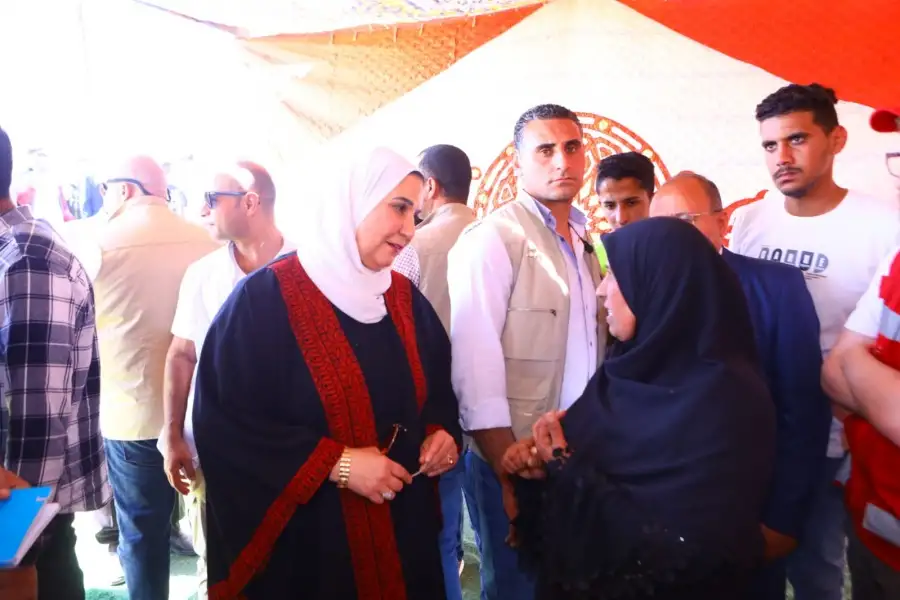 وزيرة التضامن: تقديم كل الدعم لأسر الشهداء.. والعمل على تلبية كل مطالبهم