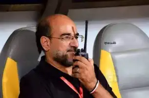 عامر حسين: بقارة أوروبا دوري الأبطال أيامه محددة.. في أفريقيا لا توجد مواعيد ثابته