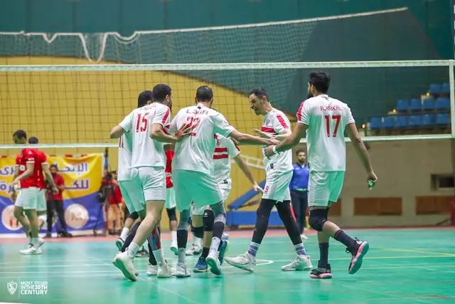 رئيس الزمالك يهنئ فريق الطائرة بلقب كأس مصر