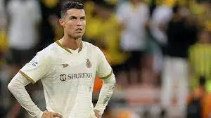 رونالدو يطلب من إدارة النصر التعاقد مع نجم يونايتد
