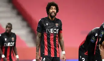 نيس الفرنسي يجدد عقد مدافعه دانتي