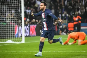 نجم برشلونة السابق: عار على جماهير باريس سب ميسي ووالدته