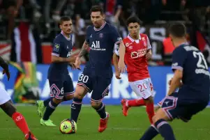 ميسي يغيب عن قائمة سان جيرمان لمباراة تروا في الدوري الفرنسي