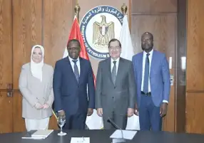 وزير البترول يبحث مع البنك الدولي تعزيز التعاون في مجالات الغاز وخفض الانبعاثات والتعدين