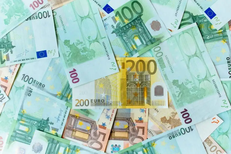 سعر اليورو اليوم الأربعاء 10-5-2023 في مستهل التعاملات بالبنوك
