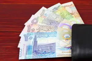 سعر الدينار الكويتي اليوم الأربعاء 10-5-2023 في مستهل التعاملات بالبنوك