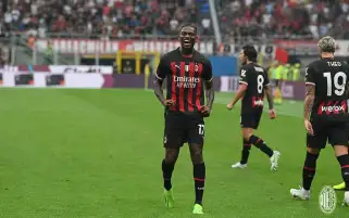 ميلان يوجه ضربة موجعة لريال مدريد وتشيلسي