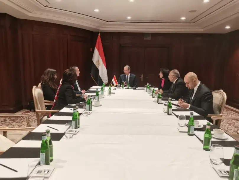 وزير الاتصالات يبحث مع هيلا وديليفري هيرو الألمانيتين خطط توسعهما في مصر