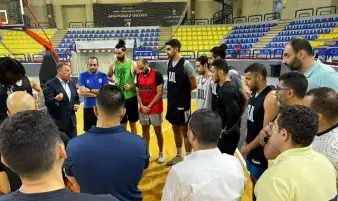 الخطيب للاعبي السلة : ثقتي بكم كبيرة.. وننتظر نتائج تليق بالأهلي ومكانته