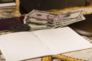 سعر الدولار اليوم الخميس 18-5-2023 مقابل الجنيه في بداية التعاملات بالبنوك