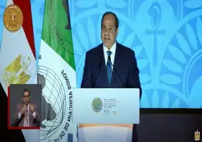 الرئيس السيسي يدعو مؤسسات التمويل لإعادة النظر في شروط القروض الميسرة