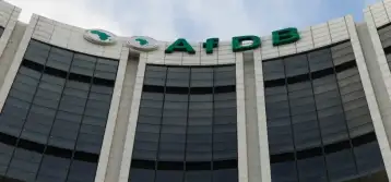 البنك الأفريقي للتنمية يتوقع تباطؤ معدل نمو الناتج المحلي إلى 4.4% العام المالي الجاري