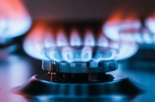 أسعار الغاز العقود الآجلة للغاز تراجعت بنحو الثلثين العام الجاري