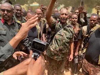 مصدر دبلوماسي: الجيش السوداني يعلق محادثات وقف إطلاق النار