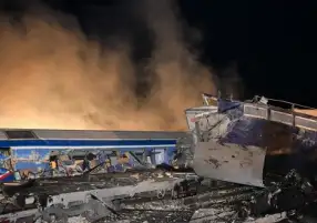 سلاح الجو الهندي ينشر مروحيات لإجلاء القتلى والمصابين جراء حادث تصادم القطارات