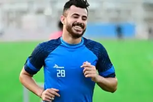 الونش يعود إلى القاهرة بعد إجراء جراحة الرباط الصليبي