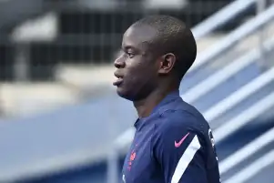 مدرب فرنسا يكشف عن رأيه في انتقال كانتي للدوري السعودي